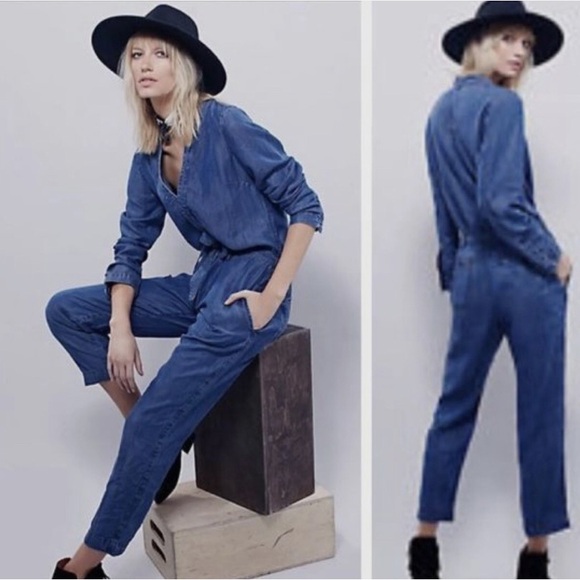 Free People Lou Chambray Denim Blue Jumpsuit Women’s Size 2 Coastal Cowgirl - Picture 2 of 11